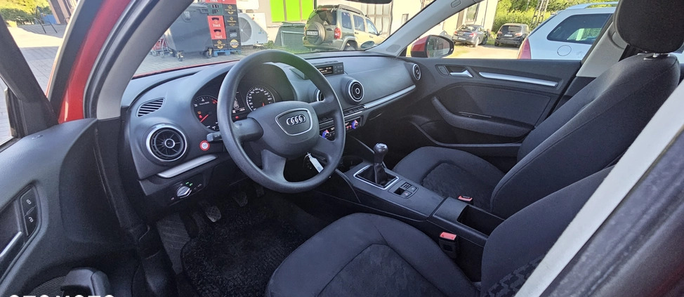 Audi A3 cena 49999 przebieg: 161341, rok produkcji 2015 z Poręba małe 137